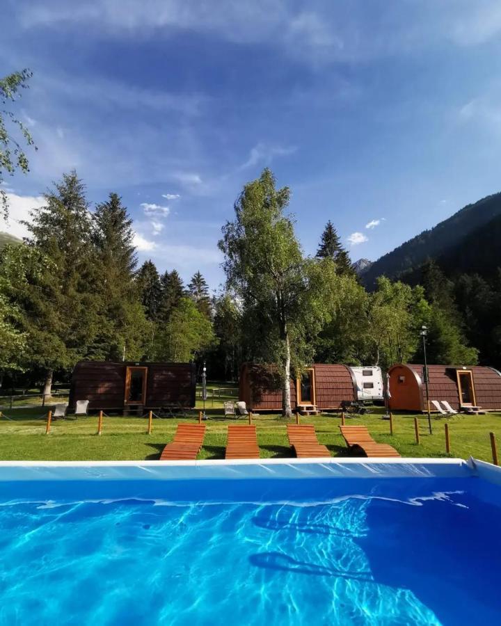 Chalet Presanella Temu Bagian luar foto