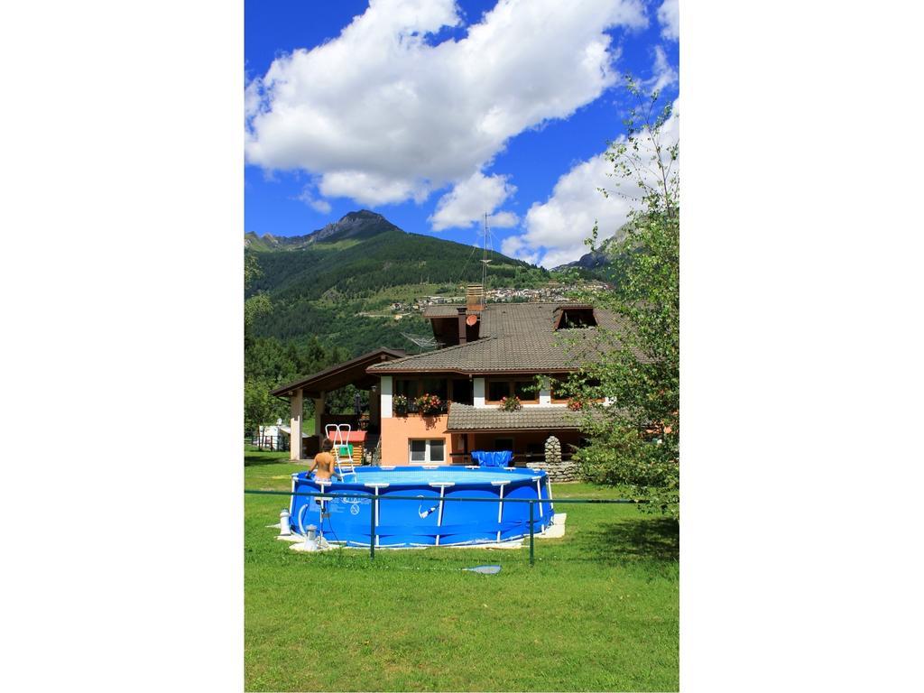 Chalet Presanella Temu Bagian luar foto