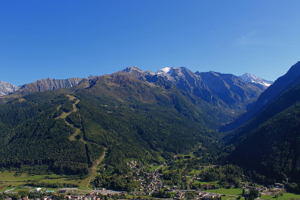 Chalet Presanella Temu Bagian luar foto