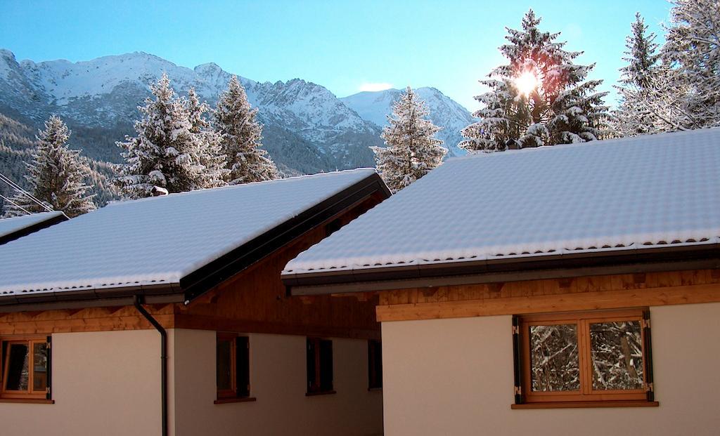 Chalet Presanella Temu Bagian luar foto